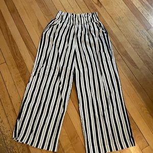Dynamite wide leg pant size small